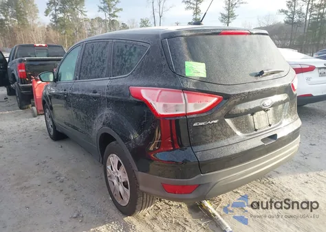 2016 Ford Escape S z USA, uszkodzony, nr VIN 1FMCU0F73GUB76044